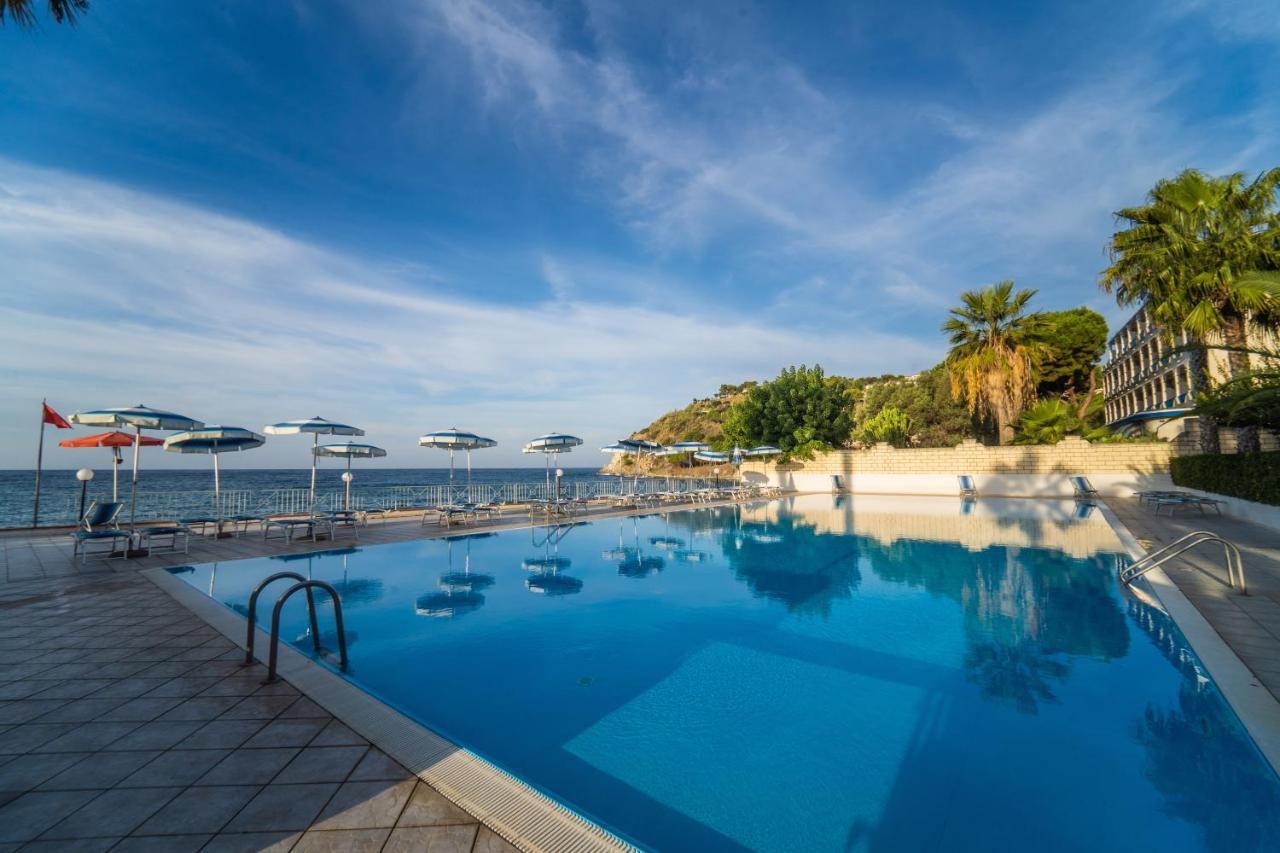 Villaggio Baia D'Ercole Capo Vaticano Exterior foto