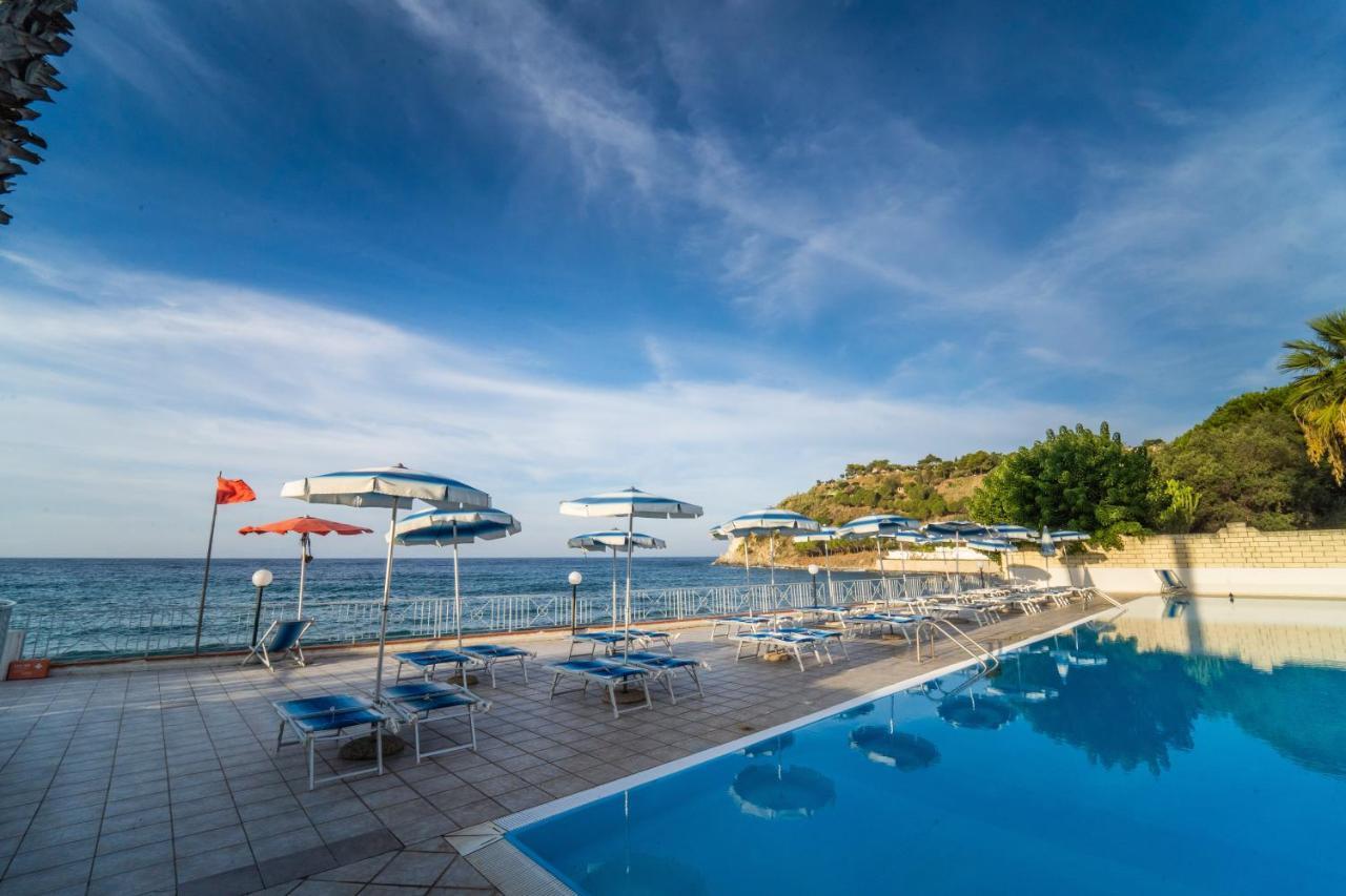 Villaggio Baia D'Ercole Capo Vaticano Exterior foto